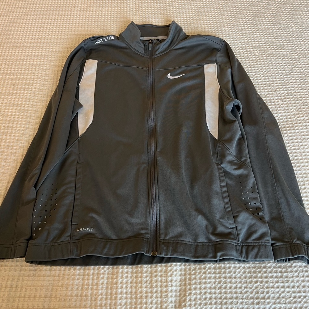 Vintage Nike Elite Men's Performance Jacket - Gray and White